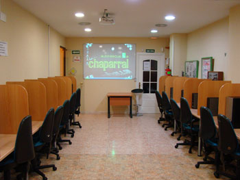 aula-informatizada-autoescuela_chaparral_alcobendas
